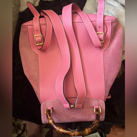 Beautiful HTF Pink Suede & Leather GUCCI Backpack w/Bamboo handle and Closures - Picture 9 of 12